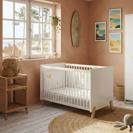 Lit bébé - 120 x 60 cm - Babyprice Joy Naturel - Blanc - Sur pieds en bois naturel
