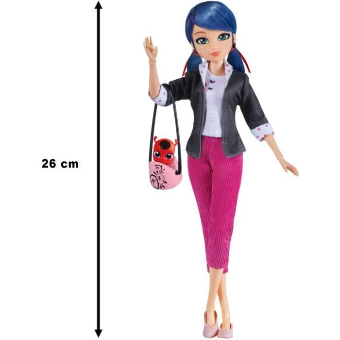 Miraculous Ladybug - PoupÈe mannequin 26 cm Marinette - BANDAI