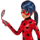 BANDAI - Miraculous Ladybug - PoupÈe mannequin 26 cm - Ladybug avec son tÈlÈphone - Nouveau costume effet vinyle - P50028