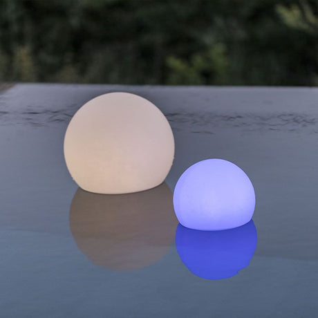 Boule lumineuse flottante - LUMISKY - BOBBY C40 - LED multicolore dimmable - Tťlťcommande - Recharge induction - ō40 cm