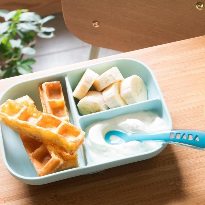 BEABA, Set Repas Bébé, Avec Ventouse, Anti dérapant, Assiette Silicone Compartimentée + Cuillere, Sain et Durable,Bleu