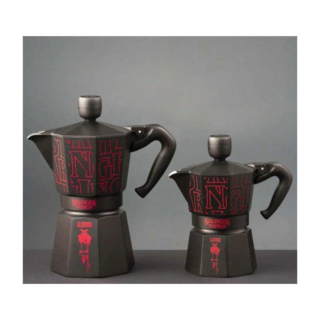Cafetiere italienne - BIALETTI - Moka express - Collection Stranger Things - 3 tasses - 130 ml - Noir / Rouge
