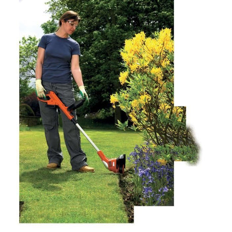 Coupe-bordure ťlectrique BLACK+DECKER - GLC1823L20-QW - 18V - 23 cm - Avec batterie 18V - tete pivotante - tube tťlescopique