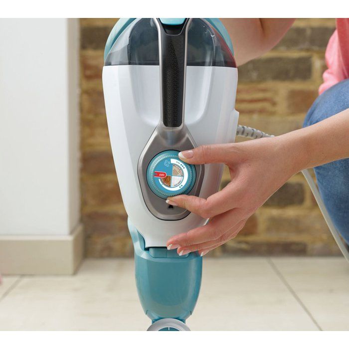 BLACK + DECKER BHSM168U-QS - Balai Vapeur Filaire - Multifonction - 7 ACCESSOIRES – 1600W