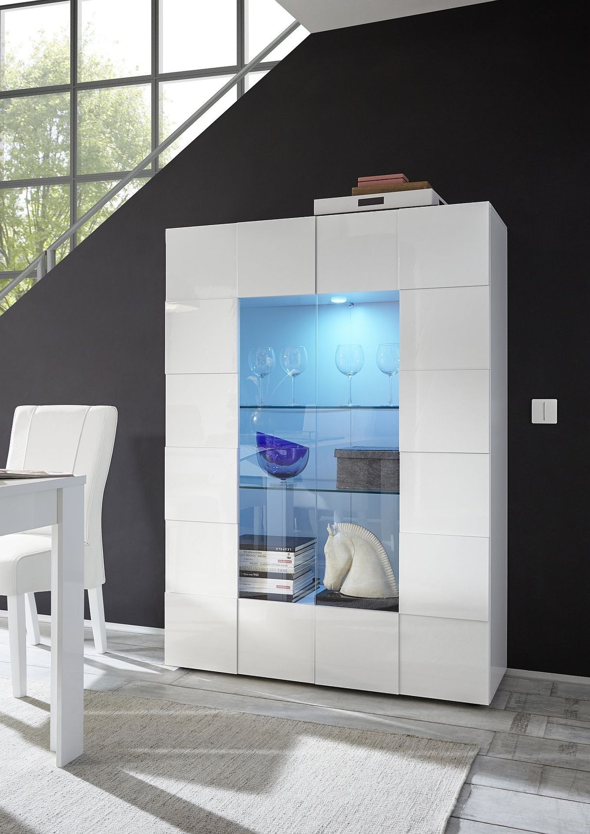 Vitrine - MILANO - Blanc laqué brillant - 2 Portes - Fabrication Italienne - 121 x 43 x 166 cm