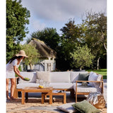 Salon de jardin d'angle modulable LEVATA OTTOMAN - Bois d'acacia FSC - 6 personnes - Blanc cassé + Housse incluse
