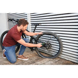pompe a air comprimé sans fil BOSCH Easypump 3,6V - gonfleur pneus (vélo, voiture, moto) ballons avec sac textile 0603947000