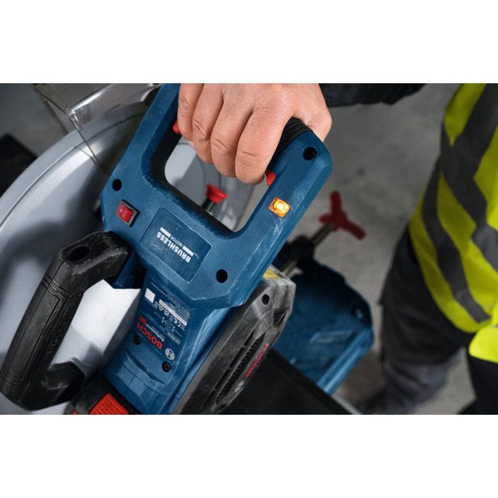 Scie tronçonneuse a métaux BOSCH PROFESSIONAL - GCD 18V-355 - 18V - 1?430 m/min - Sans accessoires