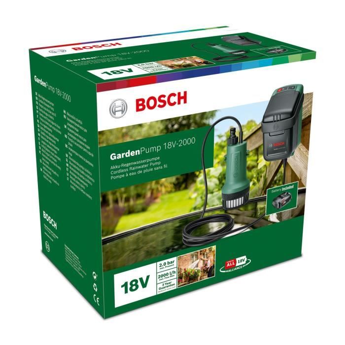 Pompe submersible Bosch - GardenPump 18V-2000 (avec fixation murale et de réservoir et tuyau d'arrosage de 2,5 m)