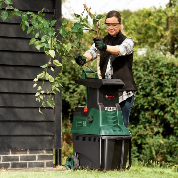 Broyeur de végétaux Bosch - AXT 25D - branches jusqu'a 40 mm - électrique