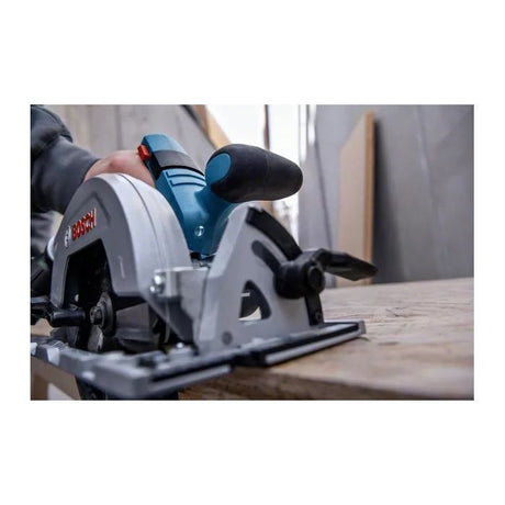 Scie circulaire Bosch Professional GKS 18V-57-2 + 2 batteries ProCORE 18V 5.5Ah + Chargeur GAL1880 CV + L-BOXX - 06016C1202