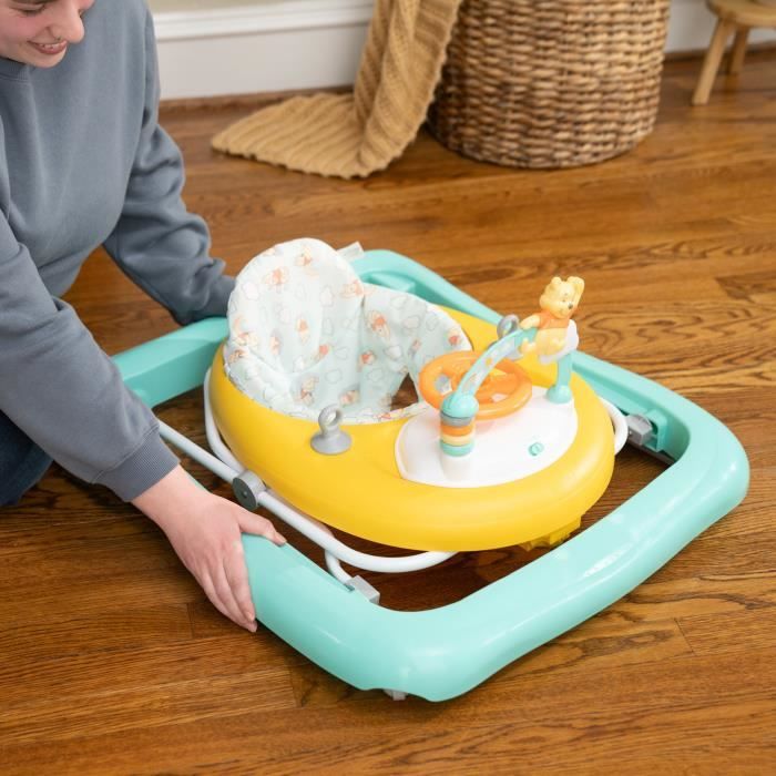 DISNEY BABY -WINNIE- Trotteur bébé évolutif et pliable 2-en-1, Jouet d'éveil amovible intégré, Musique, Lumieres, Hauteur Réglable