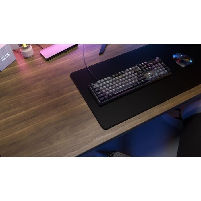 Clavier gaming mÈcanique - CORSAIR - K70 CORE RGB - Switchs linÈaires CORSAIR Red - Insonorisation - Molette rotative - Gris