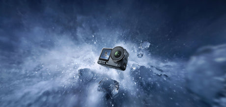 Caméra sport - DJI - Osmo Action 6 Adventure Combo - Capteur 1/1,1 - Autonomie 4 h - Stockage 50 Go - Étanche - Accessoires inclus