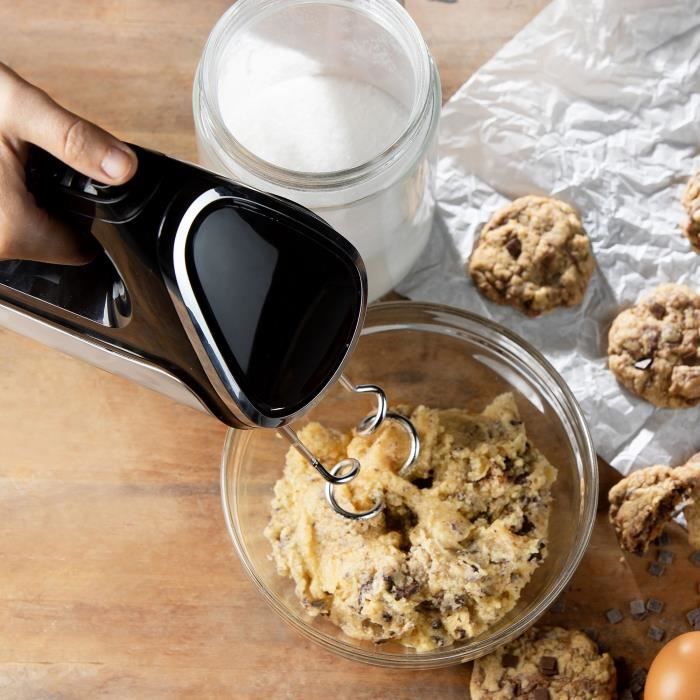 Batteur électrique - DOMO - DO9258M - 800 W - 5 vitesses + Turbo - Noir / Acier