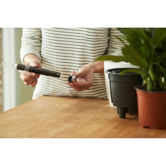 Elho Self-watering Insert Pot a fleurs 44 - Noir - ÿ 43 x H 39 cm - intÈrieuraccessoires - 100% recyclÈ