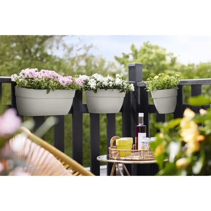 ELHO Balconniere Vibia Campana Easy Hanger Medium - L 24.1 x W 36 x H 26.5 cm - Blanc Soie - Balcon extérieur