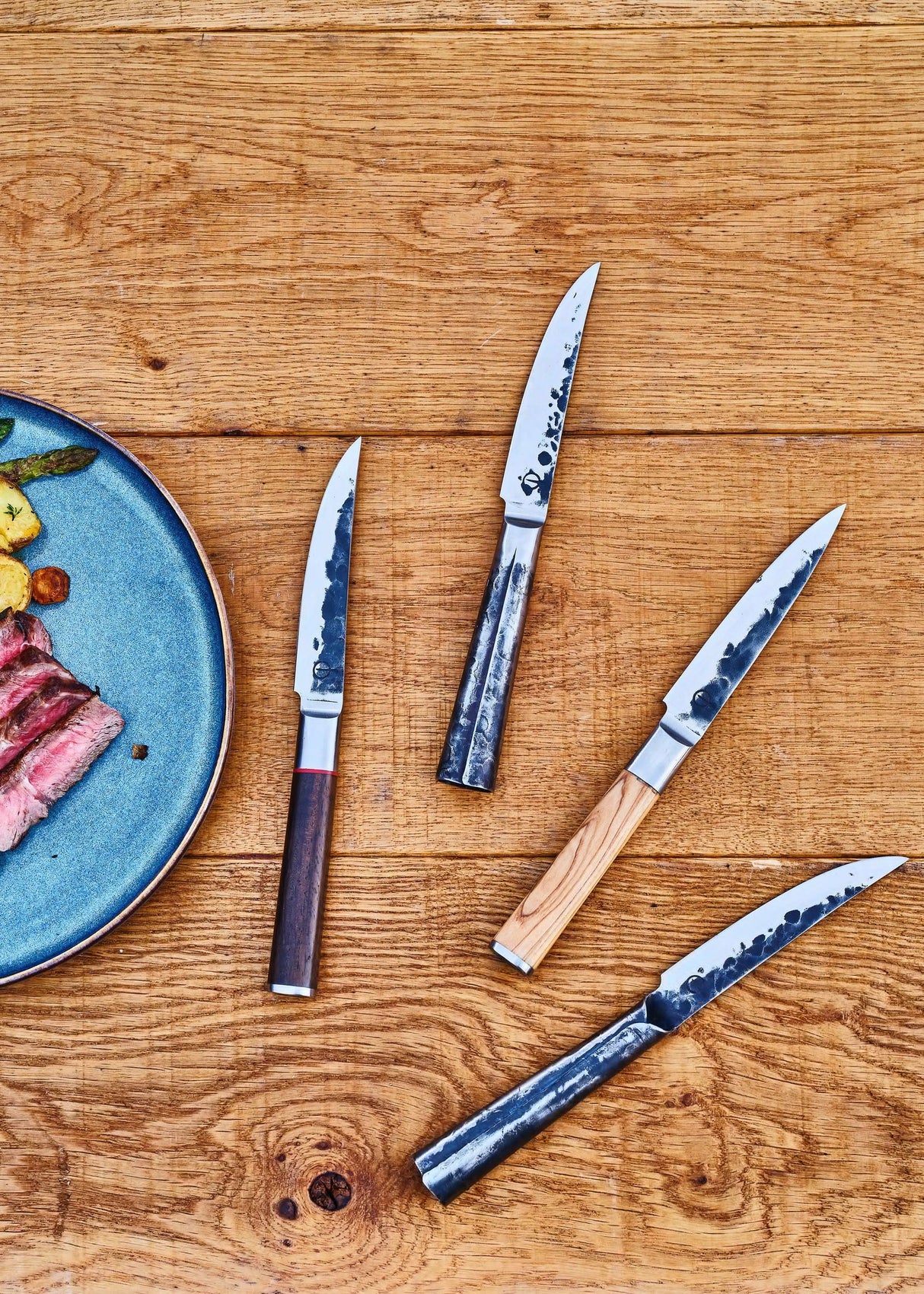 Couteau du chef - FORGED - SEBRA - Acier japonais 440C - Manche en bois Dalbergia - L 16 cm