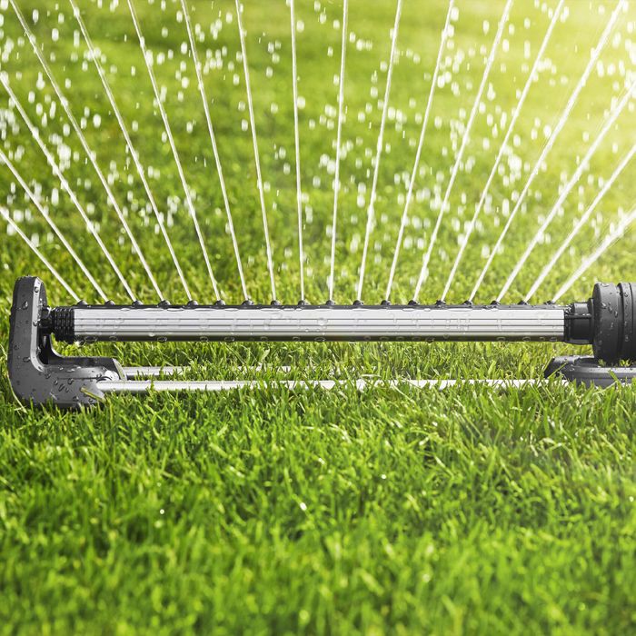 Arroseur oscillant GARDENA Aqua L - Surface 280m² - Portée 18m max - Résistant UV et gel - Garantie 5 ans