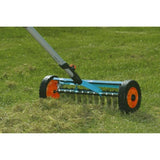 GARDENA Scarificateur sur roues 32cm Combisystem - Lames inox anti bourrage  Anti-mousse et émiettage  Garantie 25 ans (3395-20)