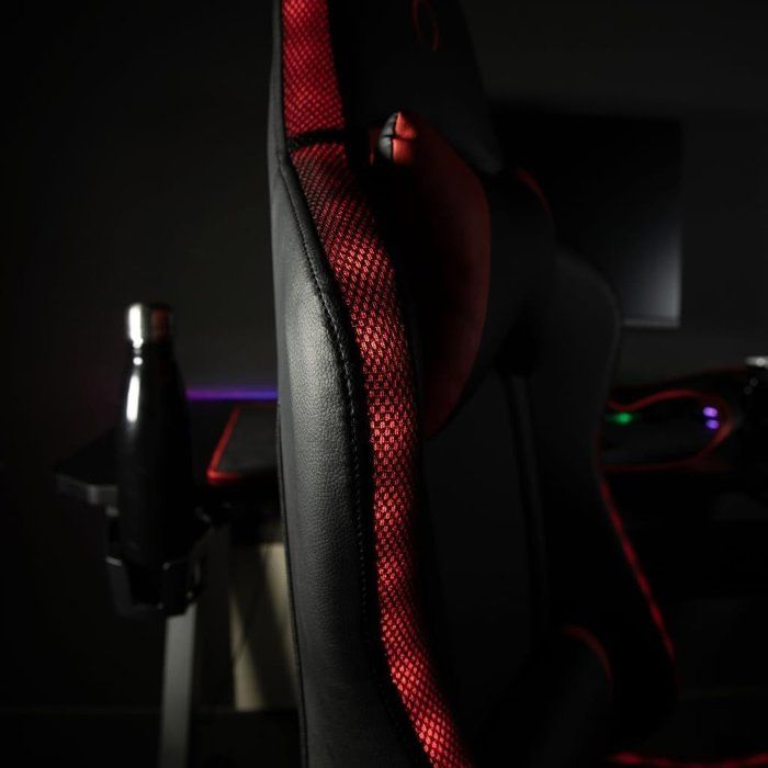 Chaise de bureau gaming - KONIX - Phantom - Éclairage RVB - Inclinaison 135° - Synthétique - Coussin lombaires et cervicaux - Noir