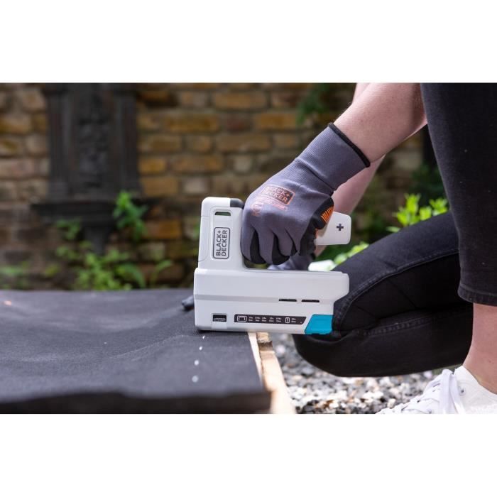 Agrafeuse - BLACK&DECKER - BCN115-XJ - 3,6V - 60cps/min - Avec 800 agrafes 12mm et 200 clous