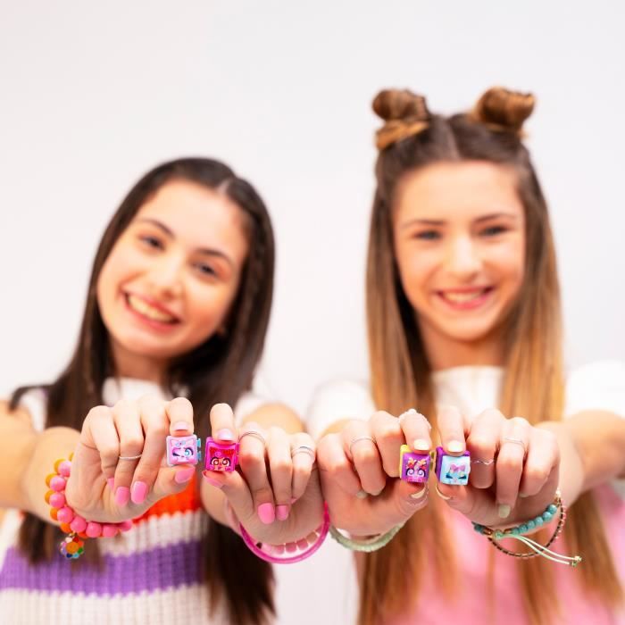 Clickeez - GOLIATH - Deluxe Porte-clés - Touches a collectionner - 1 cube clickeez + 4 clickeez + 3 charms - Des 6 ans