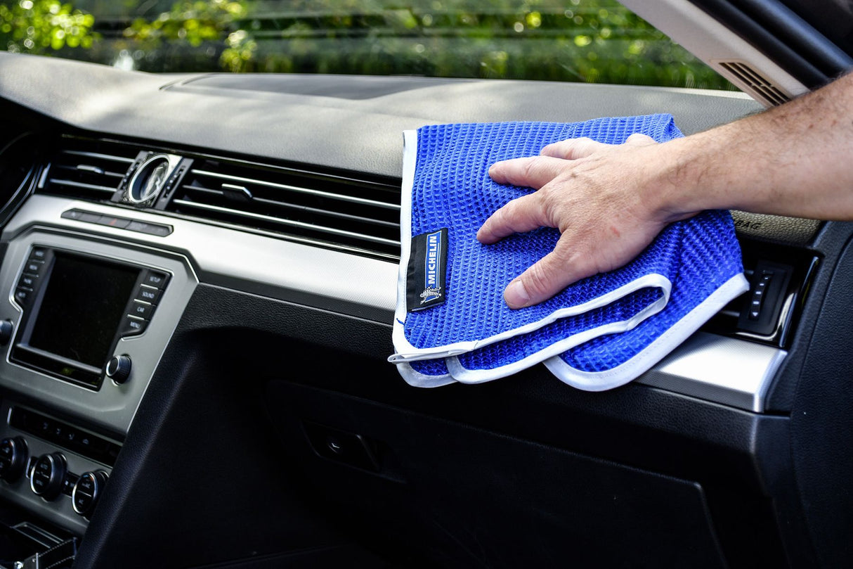 Brillant plastique parfum menthe - MICHELIN - plastiques intérieurs brillants et satinés