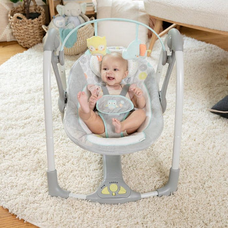 INGENUITY balancelle électrique pliable Swing and Go Hugs & Hoots- cadeau bébé, 5 vitesses de balancement, mélodies
