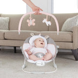 INGENUITY Transat pour bébé - Flora - Arche avec jouets d'éveil amovible, 8 Mélodies, Vibrations apaisantes, Cadeau Noel bébé