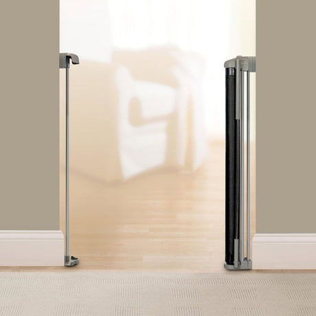 INGENUITY Barriere de sécurité enfant jusqu'a 136cm, Retractable, Auto Lock Easy Close, escalier, chien, animaux,facile a installer