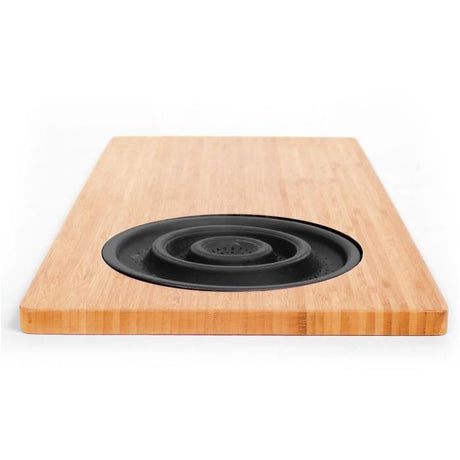 Planche a découper en bambou - JOCCA - Passoire en plastique - 58 x 29 x 1,8 cm - Naturel et noir