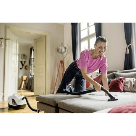 KARCHER DS 6 - Aspirateur sans sac avec filtration par eau - 650 W -  Rejette un air plus frais et dépoussiéré a 99,95 %
