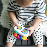 BABY EINSTEIN Petite radio portable bébé, Boîte a musique nomade Take Along Tunes - Cadeau Noel bébé 3M+