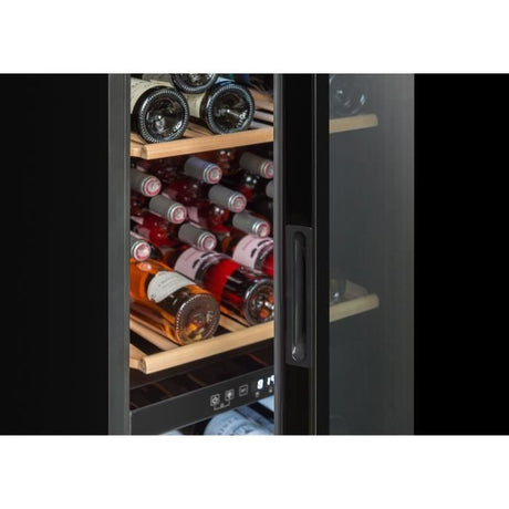 Cave a vin de service - LA SOMMELIERE - SLS90DZ - 91 bouteilles - Porte vitrée réversible - Classe G - 48 x 57,5 x 128,5 cm - Noir