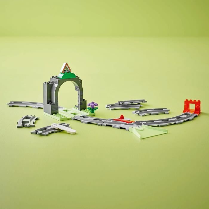 LEGO DUPLO Ma ville 10425 Set d'extension : Les rails et le tunnel du train - Jouet enfant