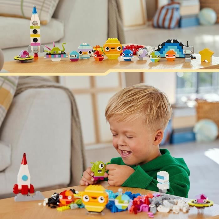 LEGO 11037 Classic Les Planetes Créatives, Jouet sur le Systeme Solaire, Set de Construction de Navette Fusée