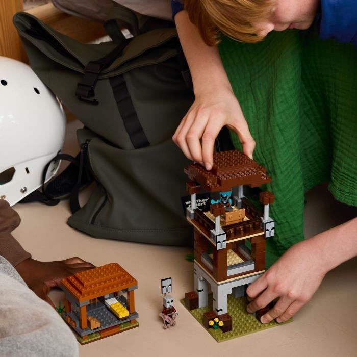 LEGO Minecraft 21278 L'Avant-Poste De Pillards Et Le Ravageur - Jeu Pour Garçon Des 9 Ans