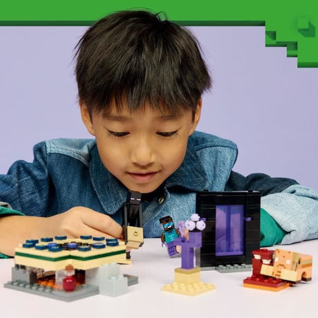 LEGO Minecraft 21584 Voyage a Travers les Portails du Nether et de l'Ender - Jeu des 7 ans