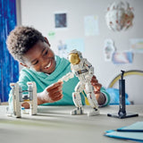 LEGO 31152 Creator 3en1 L'Astronaute dans l'Espace, Jouet de Construction avec Chien et Navette Spatiale, Décoration