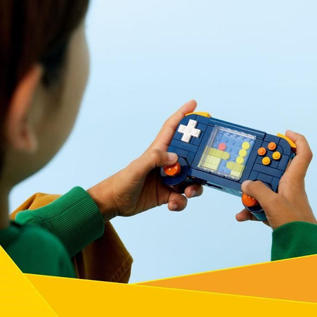 LEGO Creator 3-en-1 31380 La Console de Jeu Rétro - Jouet de Construction - Cadeau 8 ans