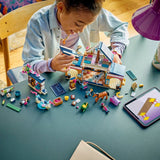 LEGO Friends 42688 L'Écurie et l'École d'Équitation - Jouet de Construction des 7 ans