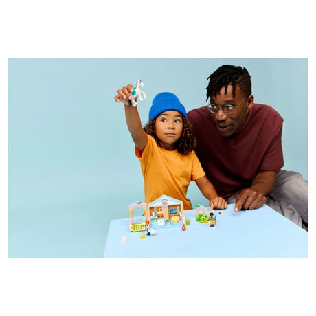 LEGO Friends 42696 La Clinique Vétérinaire - Jeu pour Fille ou Garçon des 4 ans - Cadeau