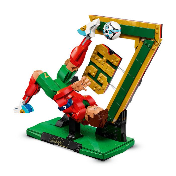 LEGO Editions 43016 Cristiano Ronaldo  Légende du Foot - Jeu 10 ans - Décoration Chambre