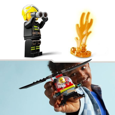 LEGO 60411 City L'Hélicoptere de Secours des Pompiers, Jouet avec Minifigurines de Pilote Pompier, Cadeau pour Enfants