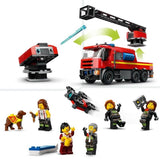 LEGO 60414 City La Caserne et le Camion de Pompiers, Jouet de Figurine de Chien et 5 Minifigurines, Cadeau Enfants