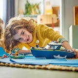 LEGO City 60456 La Course-Poursuite en Bateau de Police - Jouet pour Garçon des 6 ans