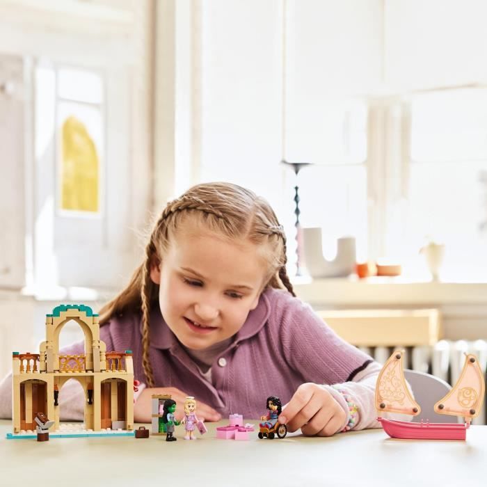 LEGO Wicked 75681 Glinda, Elphaba et Nessarose a l'Université de Shiz - Jeu enfant 7 ans