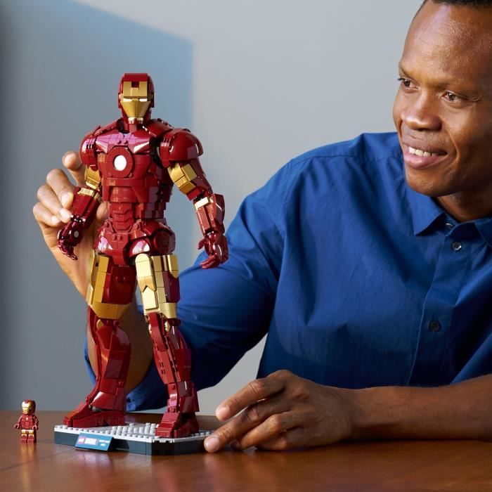 LEGO | Marvel 76344 Iron Man Mark 3 Édition Collector - Set de Construction pour Adulte
