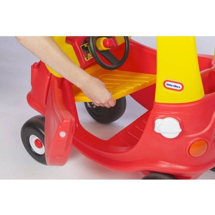 Cozy Coupe - Little Tikes - Rouge - Voiture enfant - Portes, Klaxon et Plancher a retirer - Des 18 mois